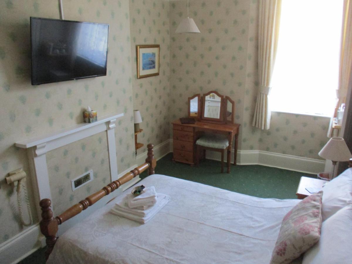 Bed and Breakfast Ashwood Grange Торки Экстерьер фото