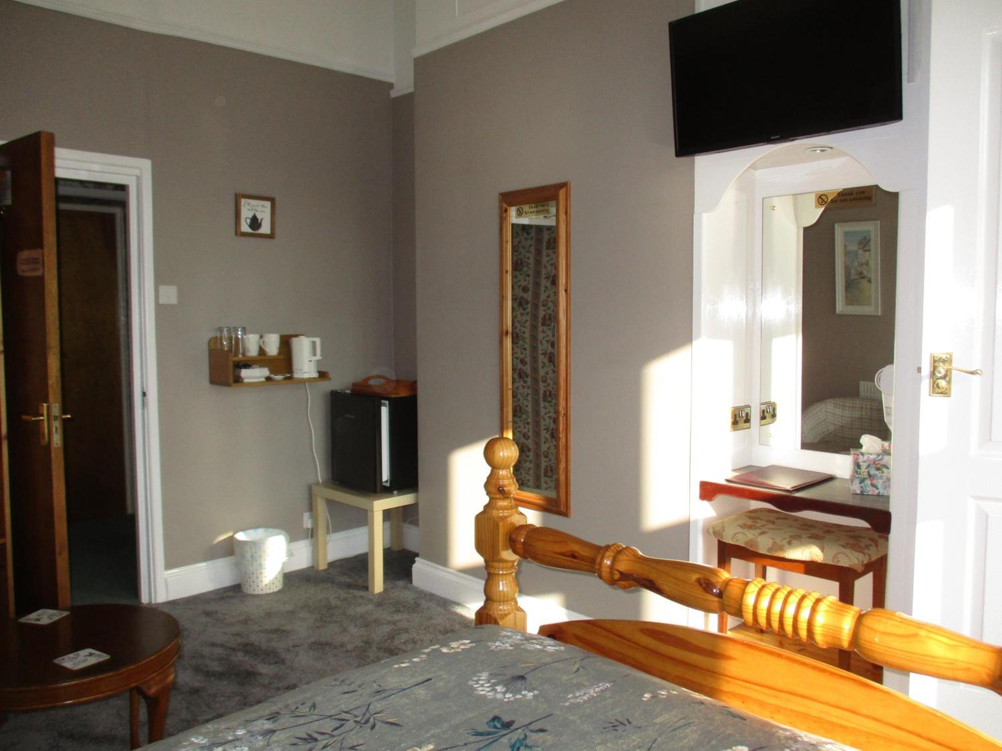 Bed and Breakfast Ashwood Grange Торки Экстерьер фото