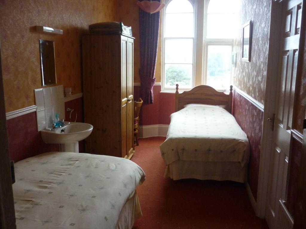 Bed and Breakfast Ashwood Grange Торки Экстерьер фото