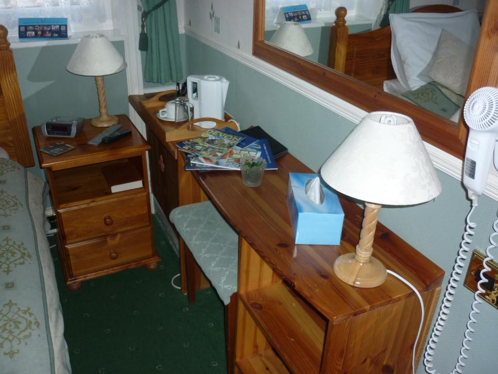 Bed and Breakfast Ashwood Grange Торки Номер фото